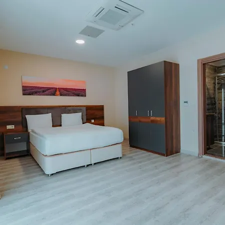 Empula & Residences