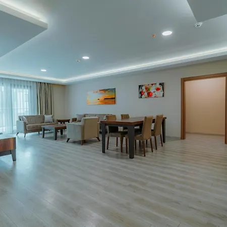 Empula & Residences Hotel 4*
